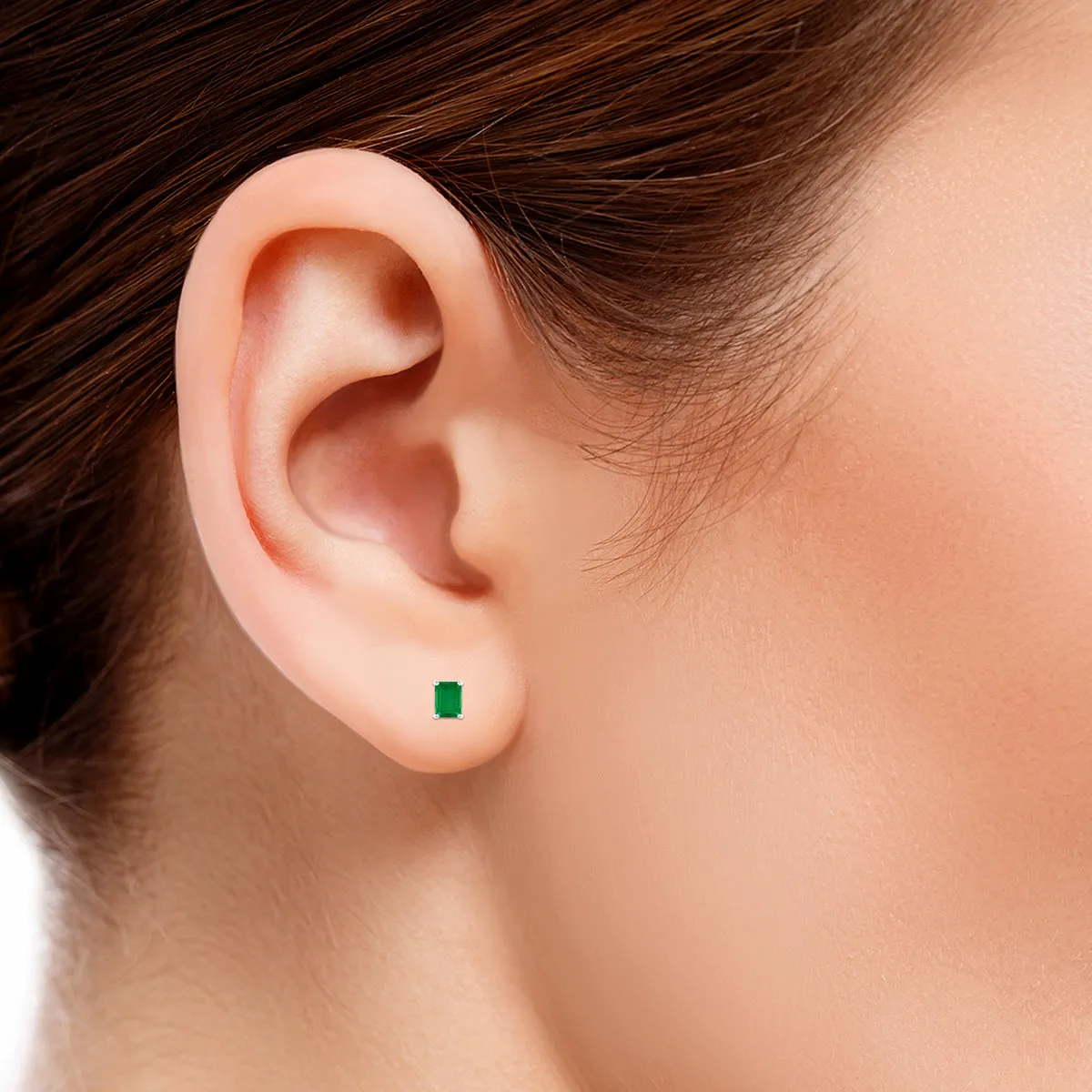 14K White Gold 5X3Mm Emerald Shaped Emerald Earrings