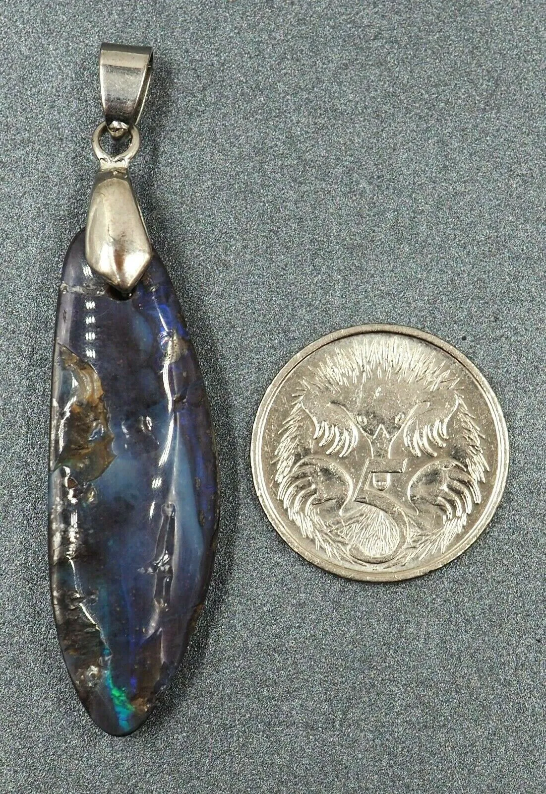 18ct White Gold Boulder Opal Pendant