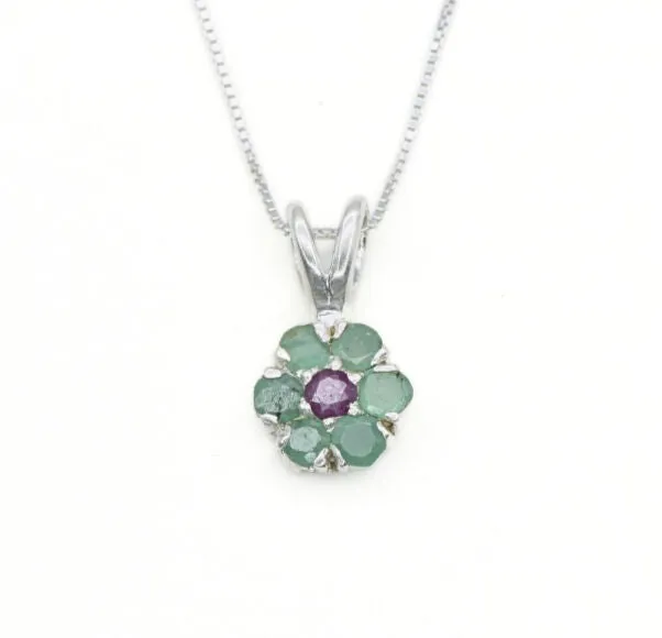 Emerald Flower Pendant - Green Flower Necklace - Silver Daisy Pendant