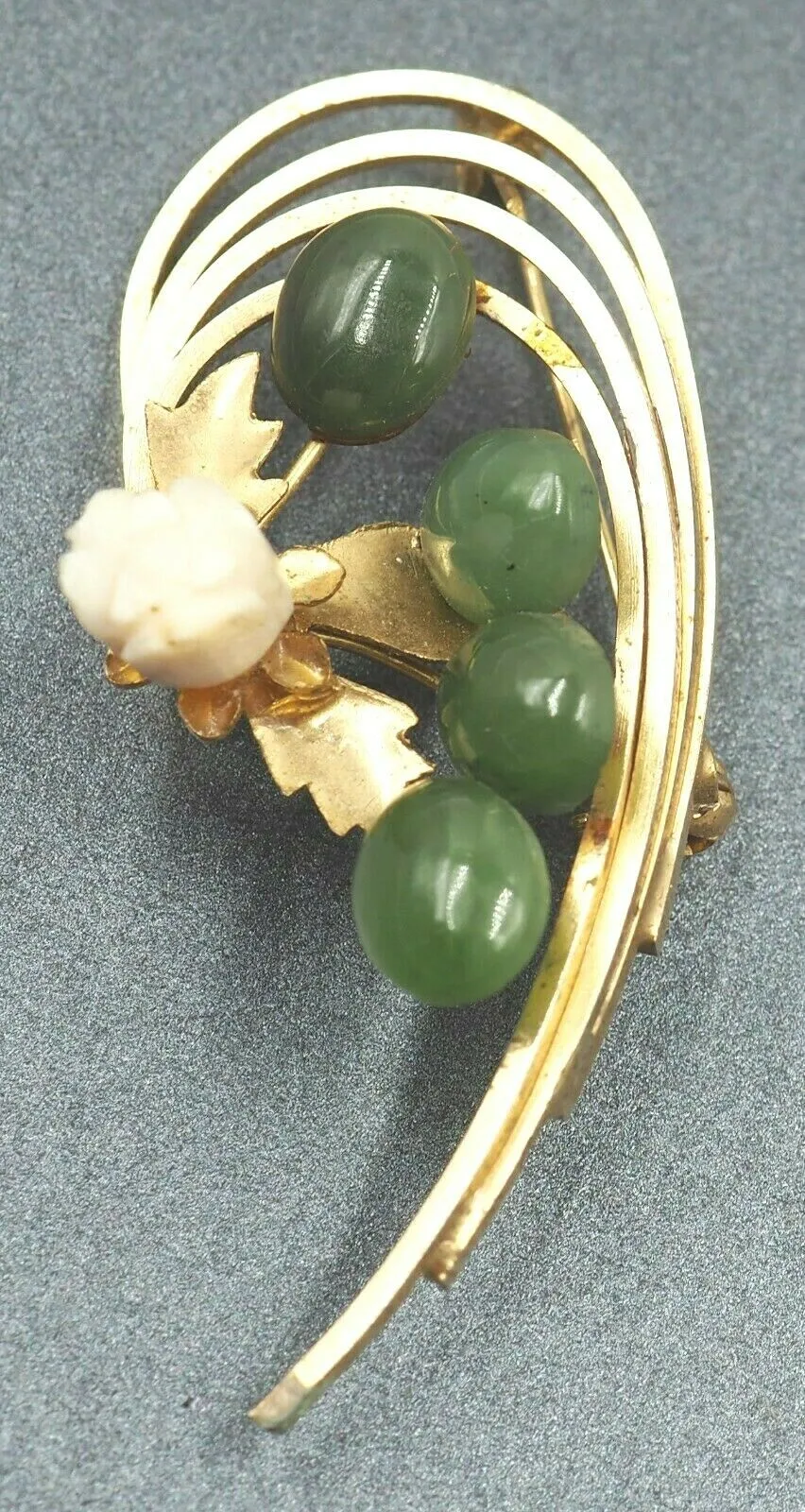 Gold Plated Nephrite Jade & Chalcedony Brooch