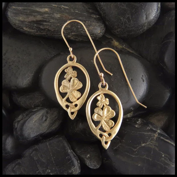 Irish Shamrock Earrings in Gold