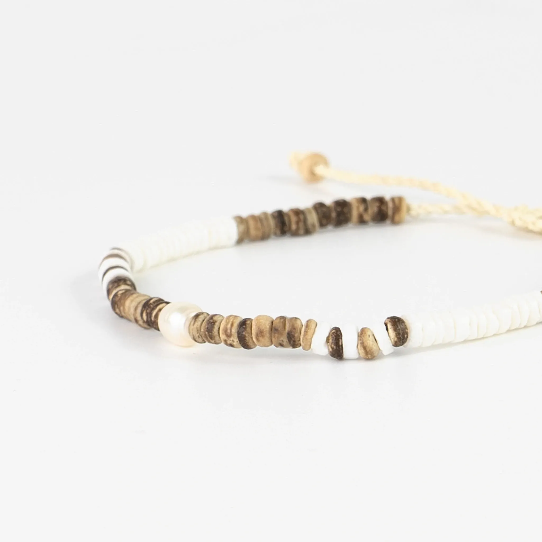 Kauai Puka Shell & Pearl Bracelet