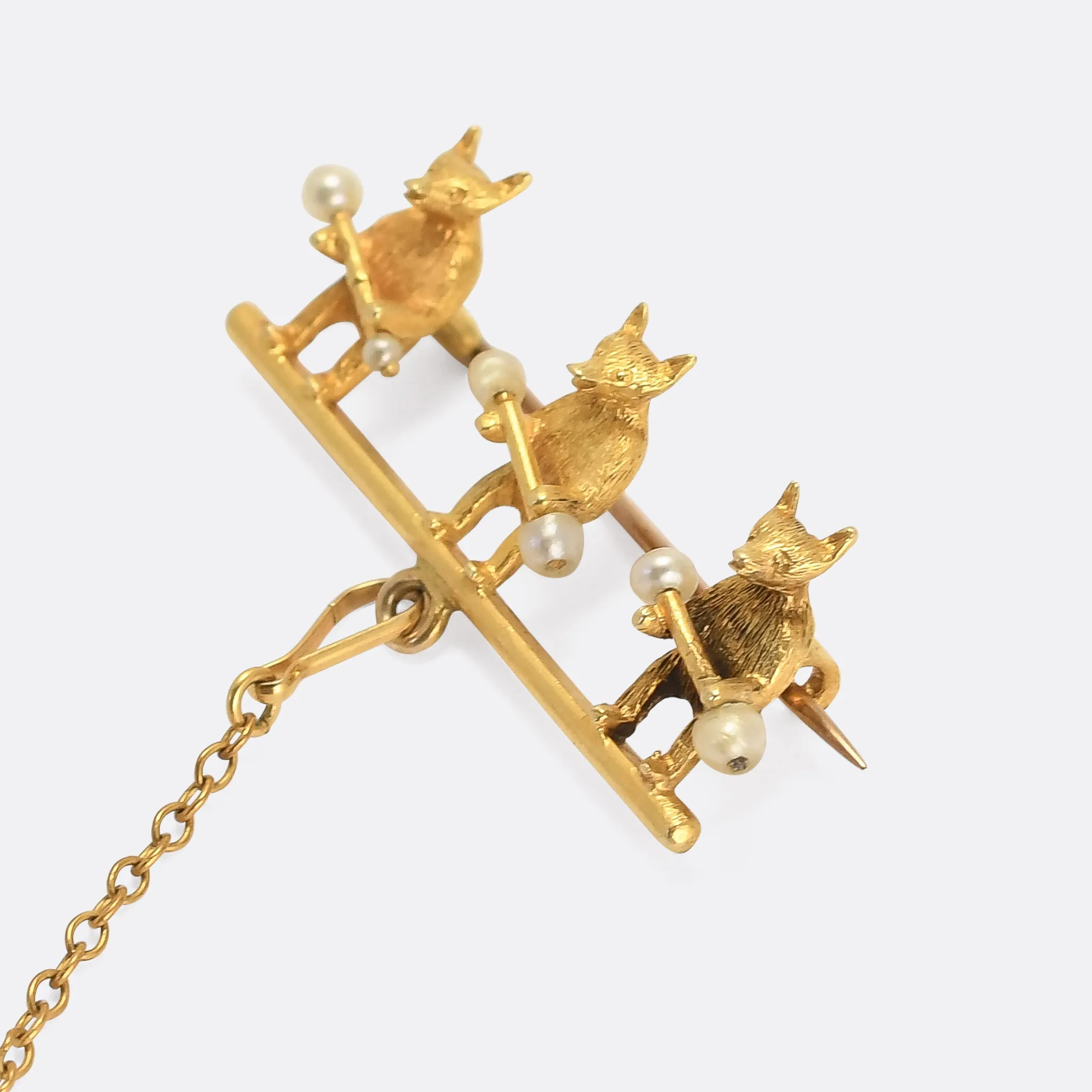 Late Victorian Pearl Dancing Bears Brooch