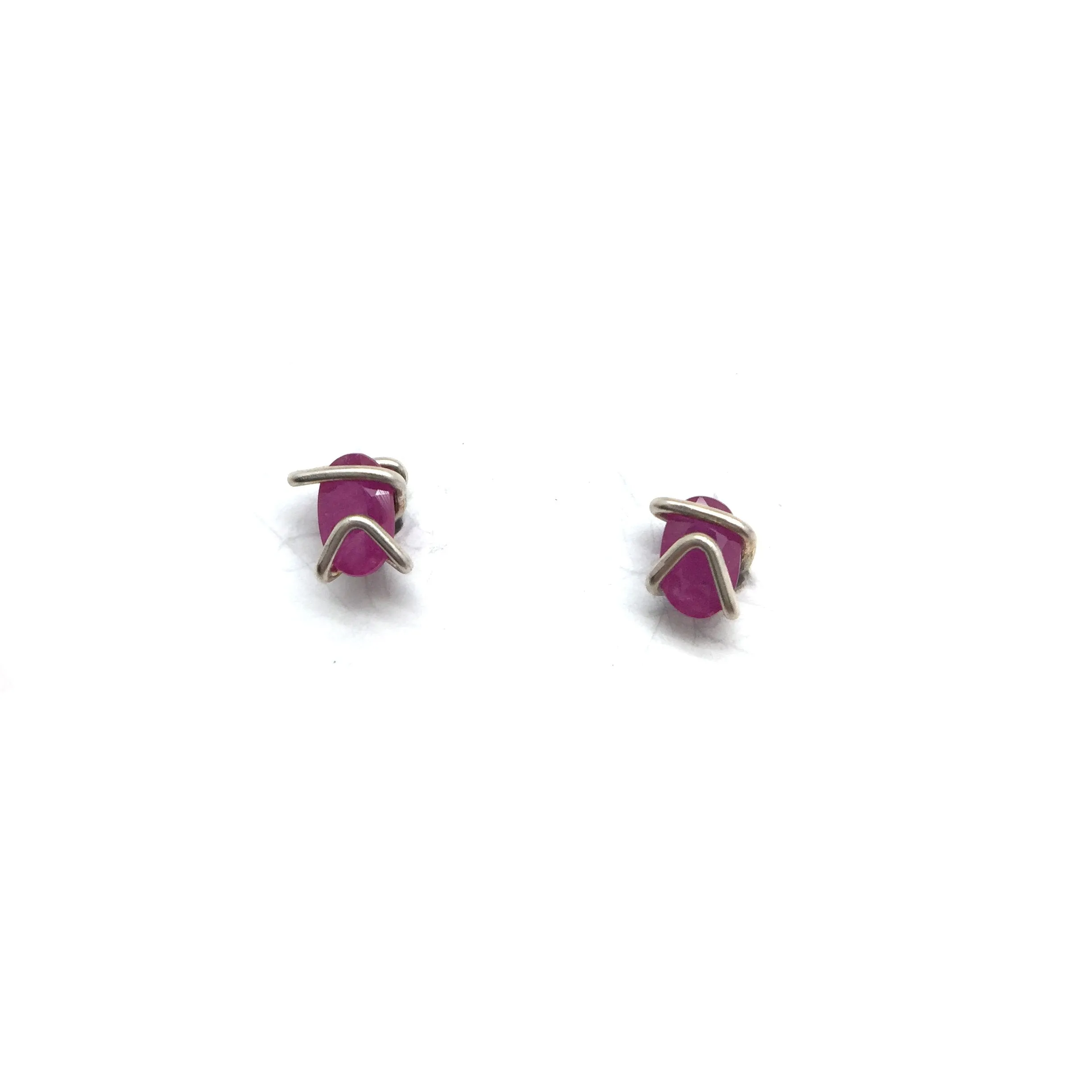 Mini Geo Studs - Ruby