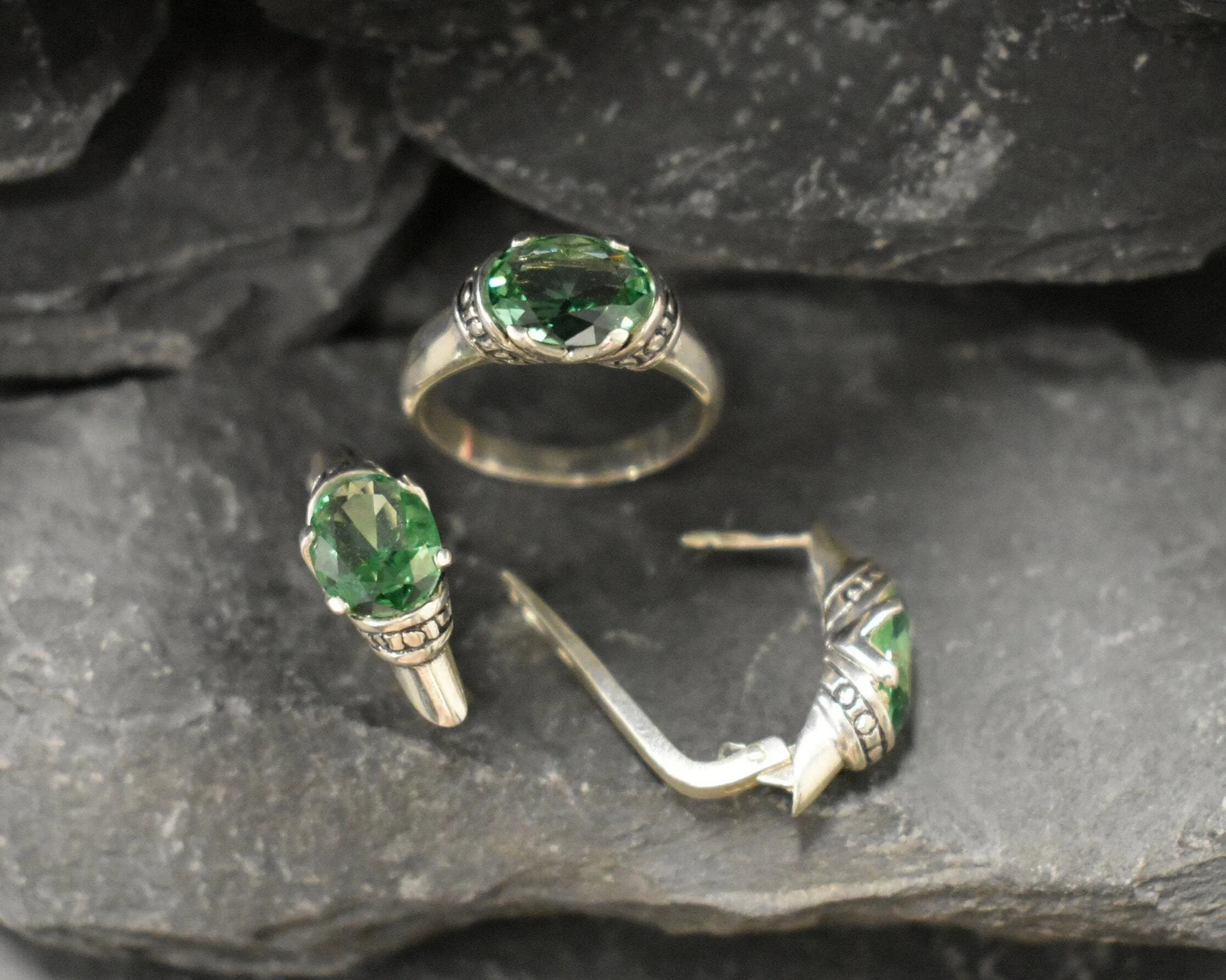 Mint Emerald Ring - Green Solitaire Ring - Vintage Tribal Band