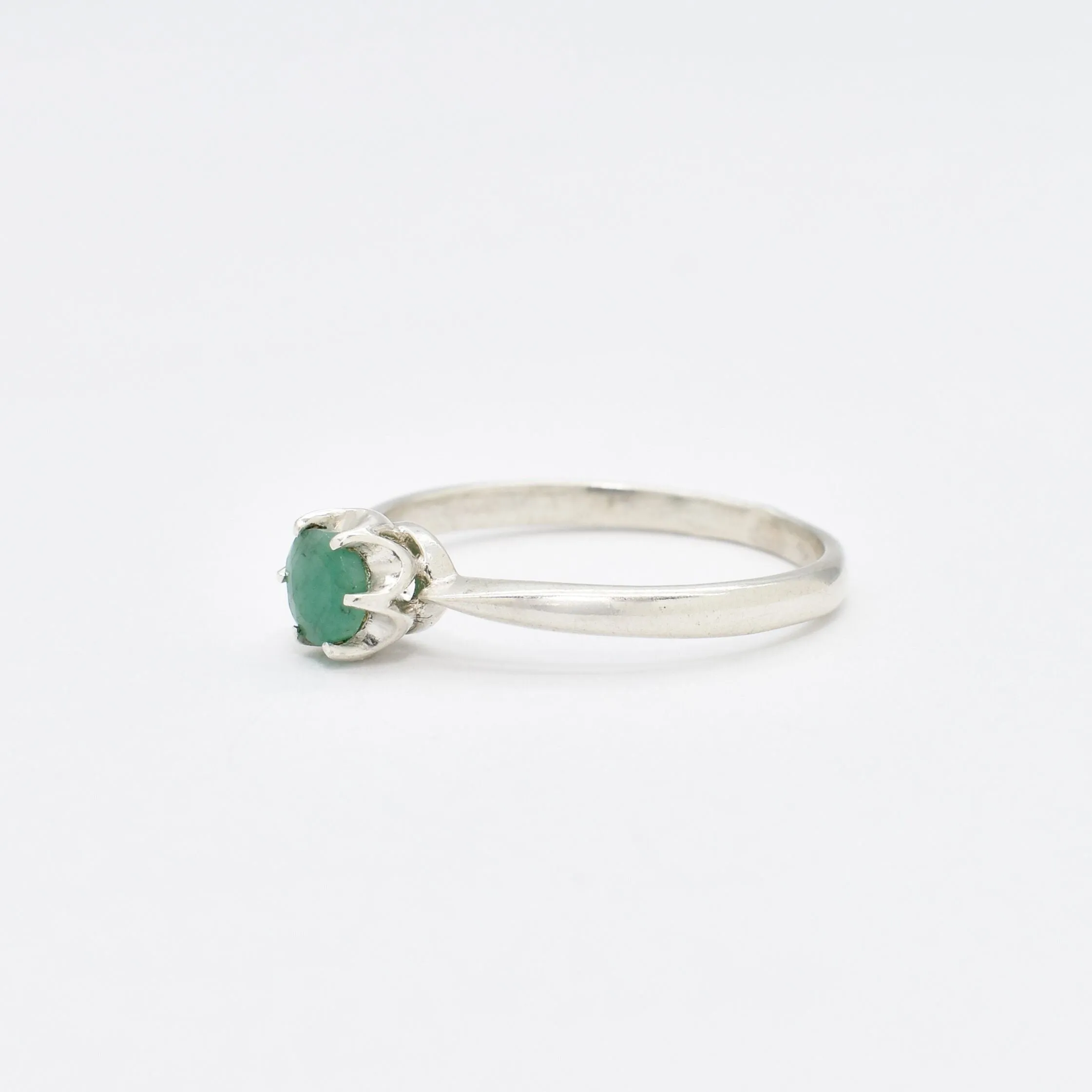 Natural Emerald Ring - Green Solitaire Ring - Dainty Emerald Ring