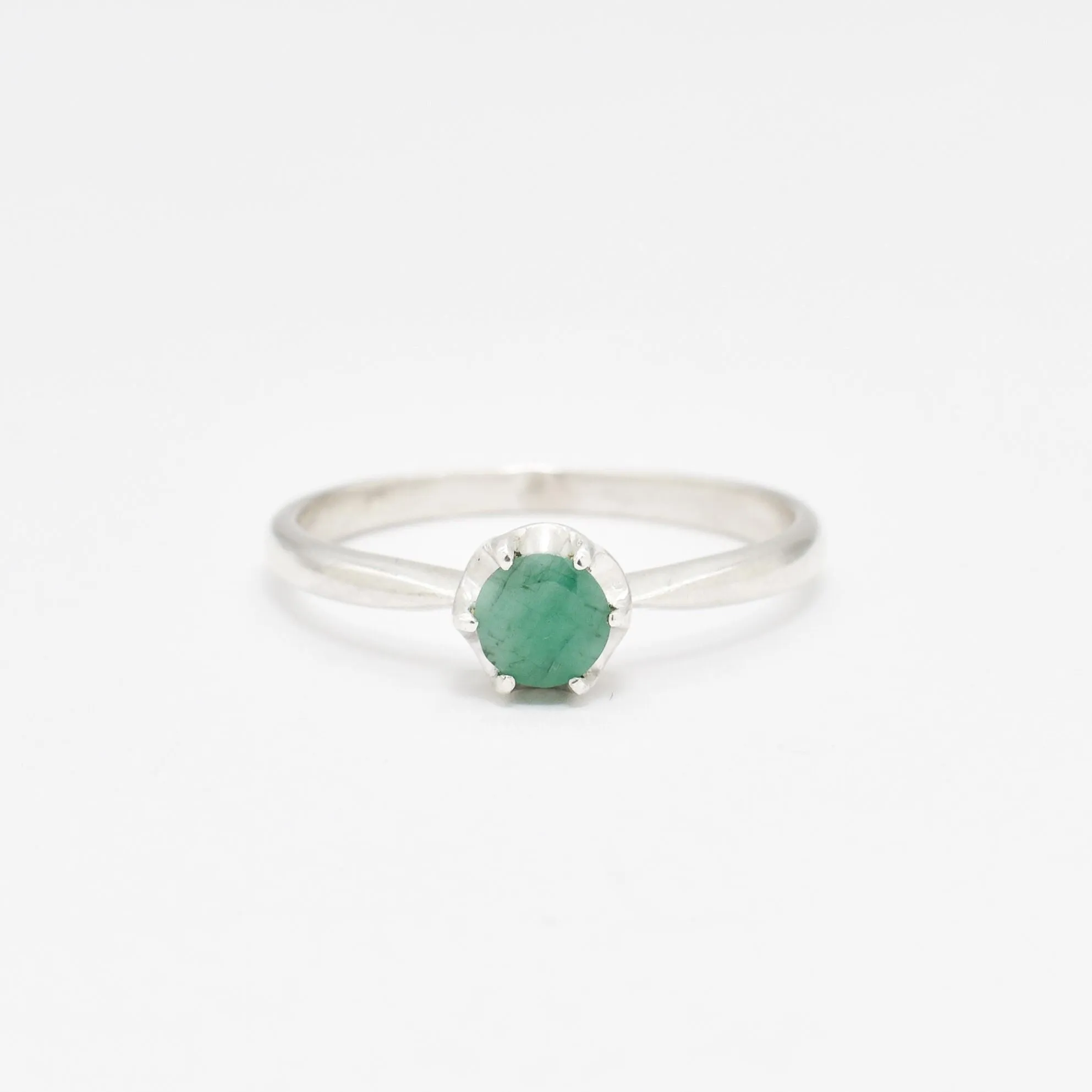 Natural Emerald Ring - Green Solitaire Ring - Dainty Emerald Ring