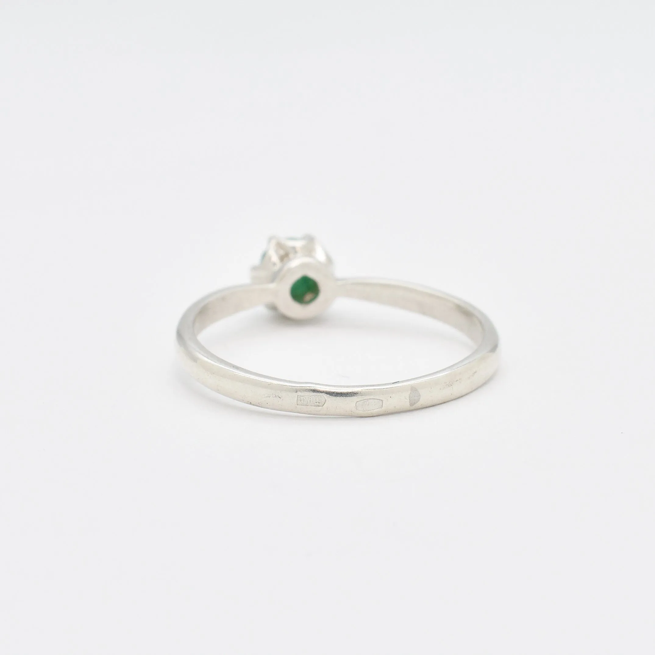 Natural Emerald Ring - Green Solitaire Ring - Dainty Emerald Ring