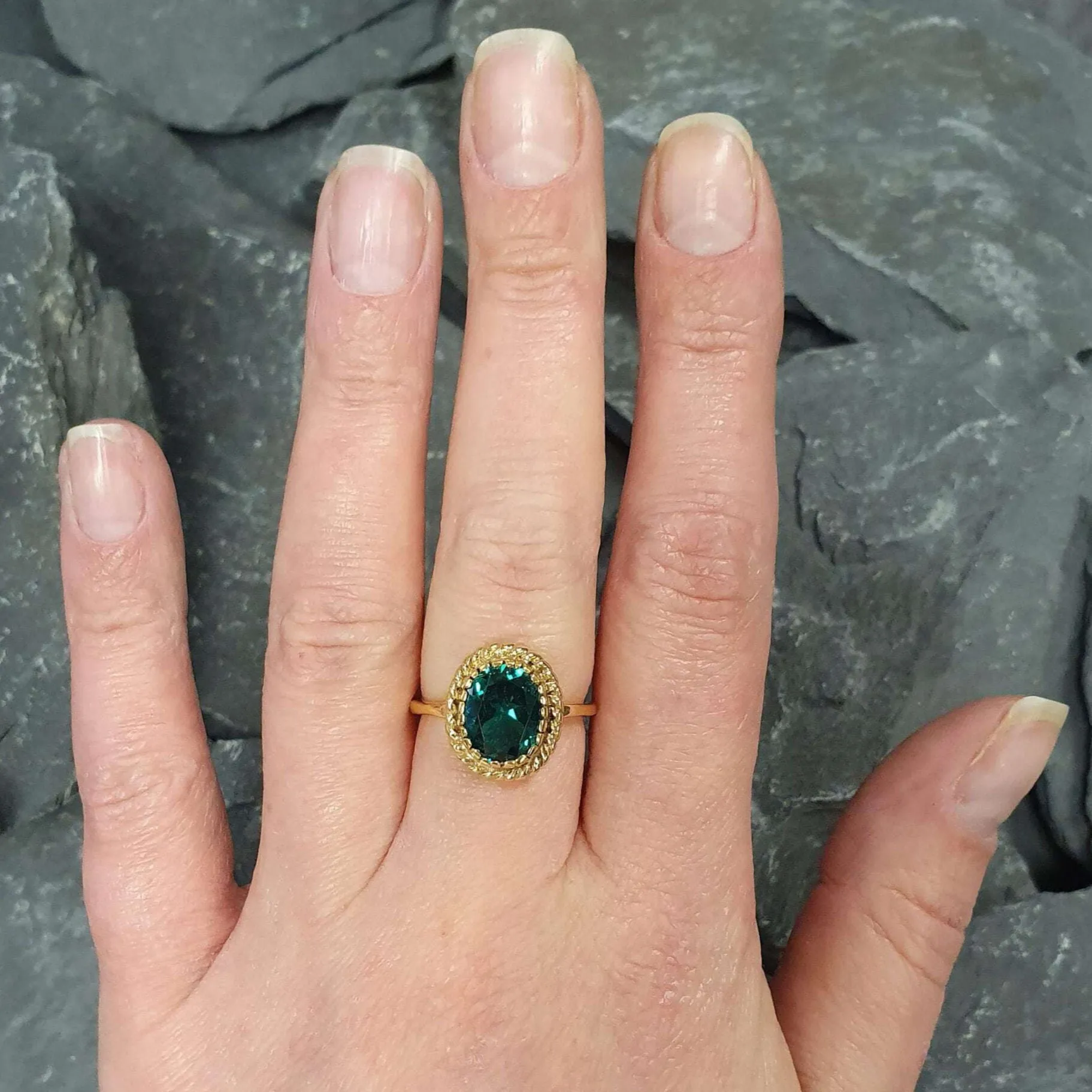 Oval Emerald Gold Ring - Antique Ring, Emerald Vintage Ring, Solitaire Emerald Ring