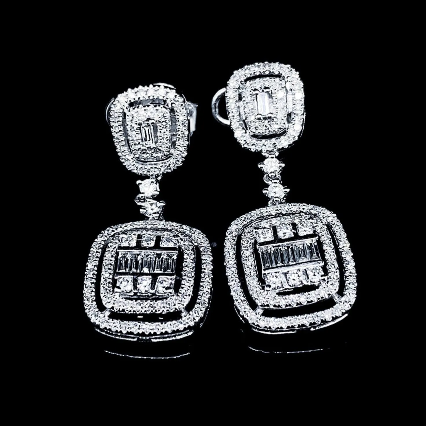 PREORDER |  Halo Dangling Diamond Earrings 14kt