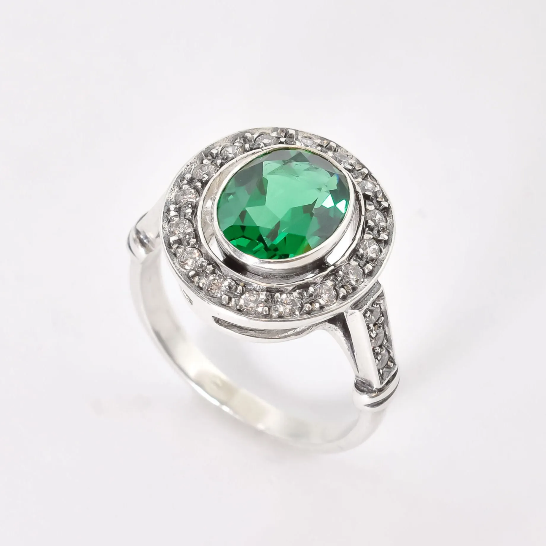 Vintage Emerald Ring - Green Statement Ring - Antique Oval Ring