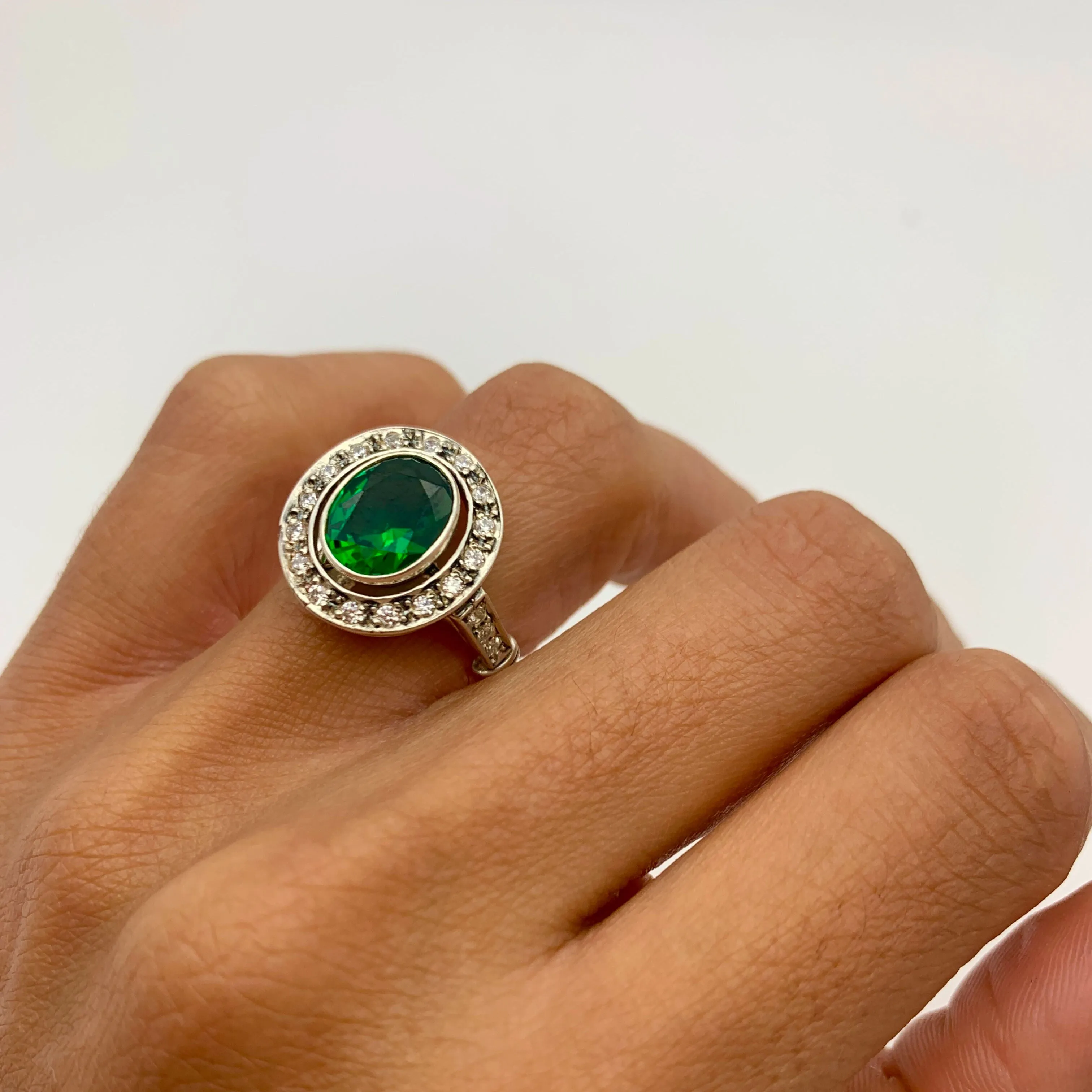 Vintage Emerald Ring - Green Statement Ring - Antique Oval Ring