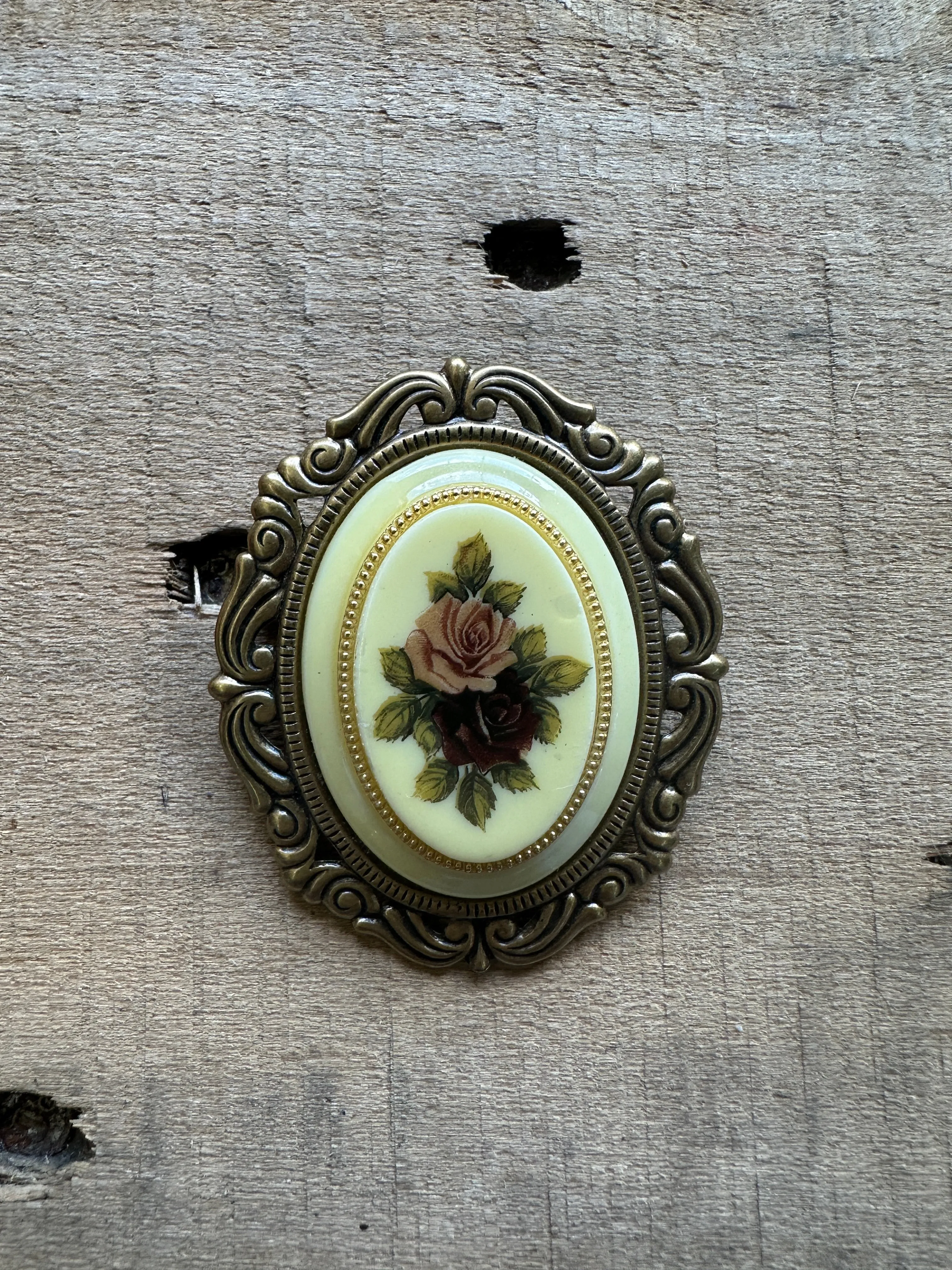 Vintage Floral Shell Cameo Brooches & Pins