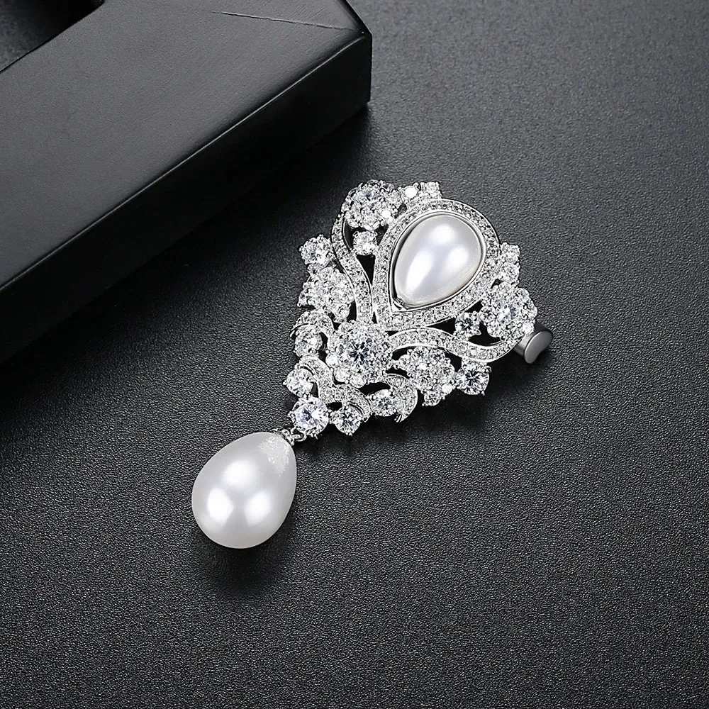 Vintage Pearl Brooch