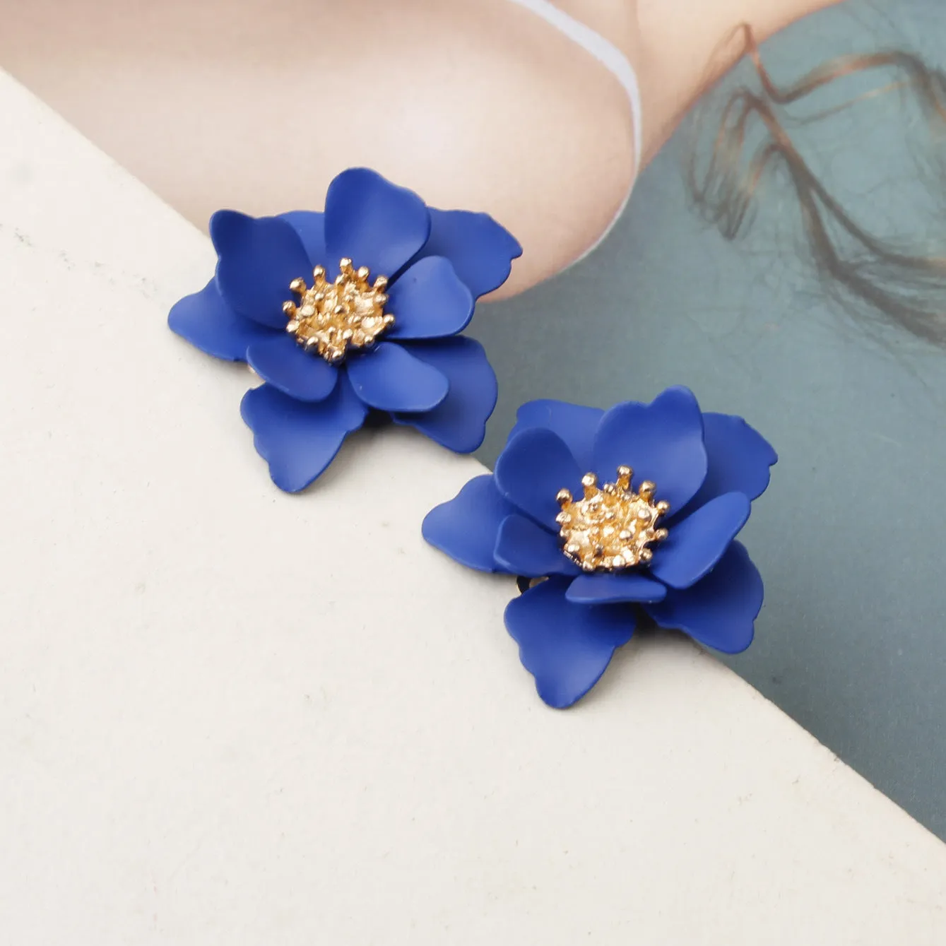 XSB101 - Blue Floral Saree Brooch